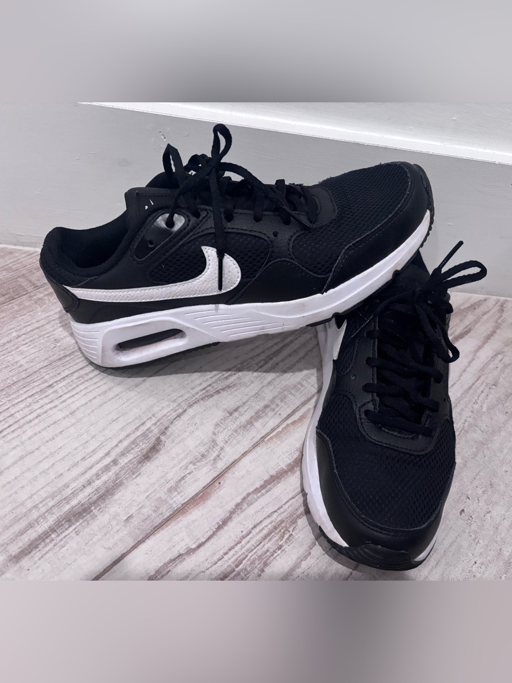 Womens Nike Air Max SC Black with white sneaker
